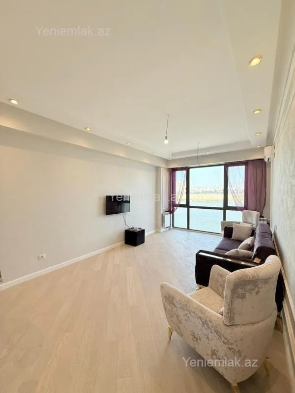 Satılır 3 otaqlı yeni tikili 96 m²