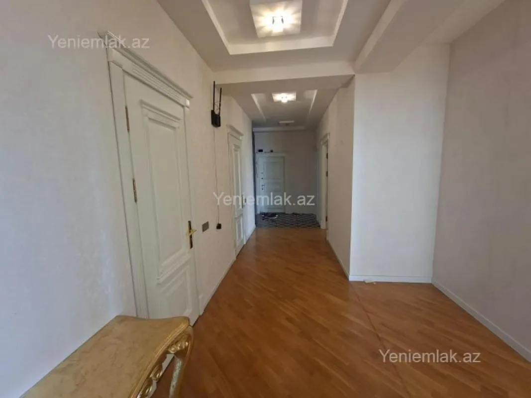Satılır 3 otaqlı yeni tikili 123 m²
