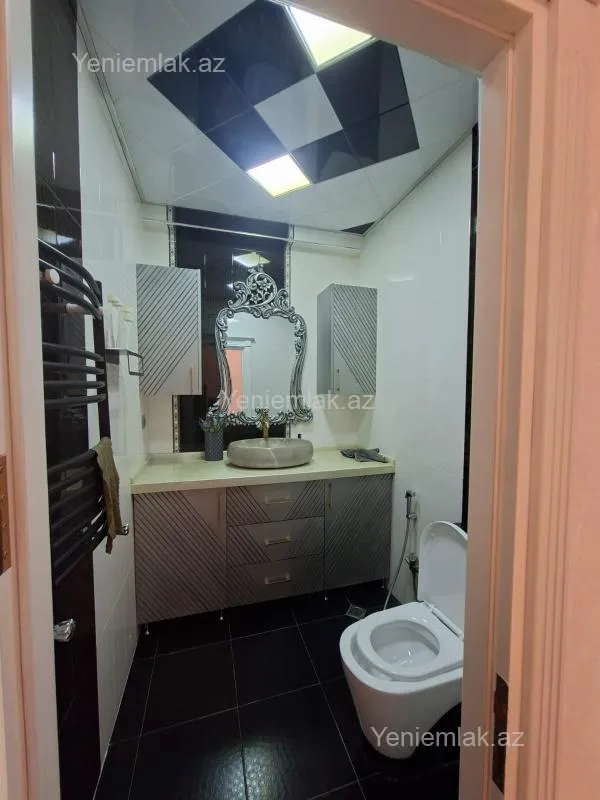 Satılır 3 otaqlı yeni tikili 123 m²