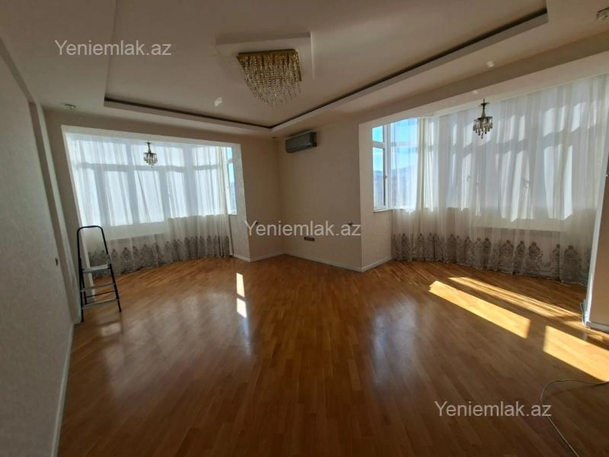 Satılır 3 otaqlı yeni tikili 123 m²