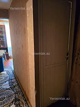 Satılır 1 otaqlı köhnə tikili 32 m²