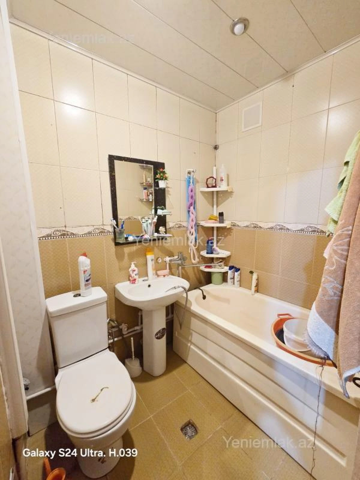 Satılır 2 otaqlı köhnə tikili 65 m²