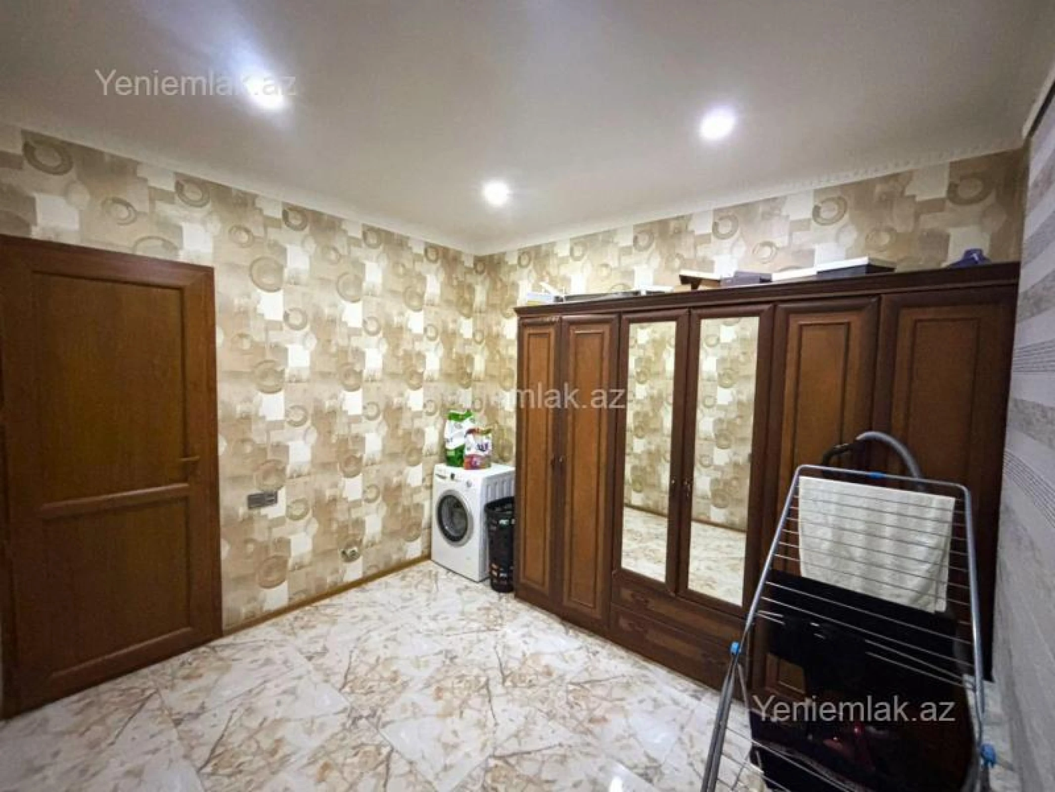 Satılır 7 otaqlı həyət evi 310 m²