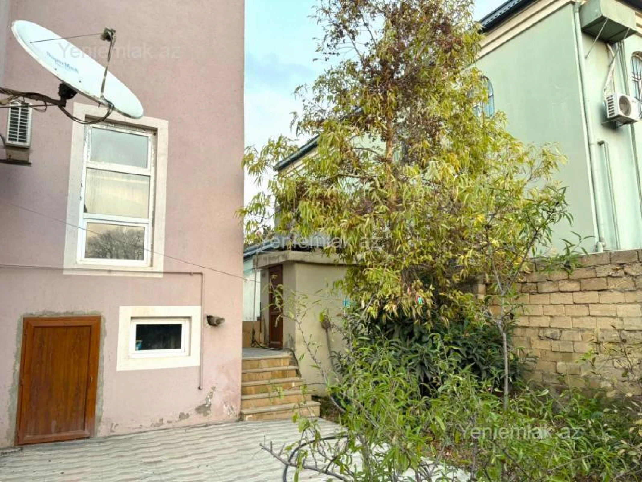 Satılır 7 otaqlı həyət evi 310 m²