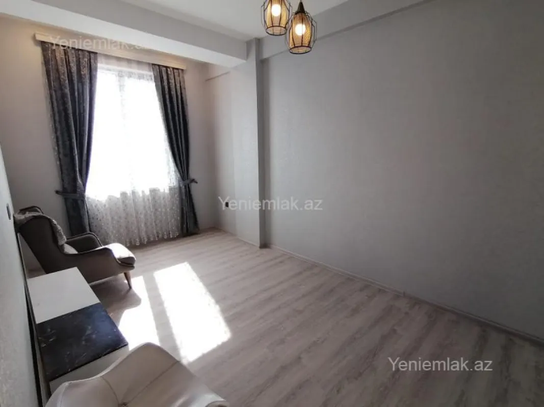 Satılır 3 otaqlı yeni tikili 60 m²