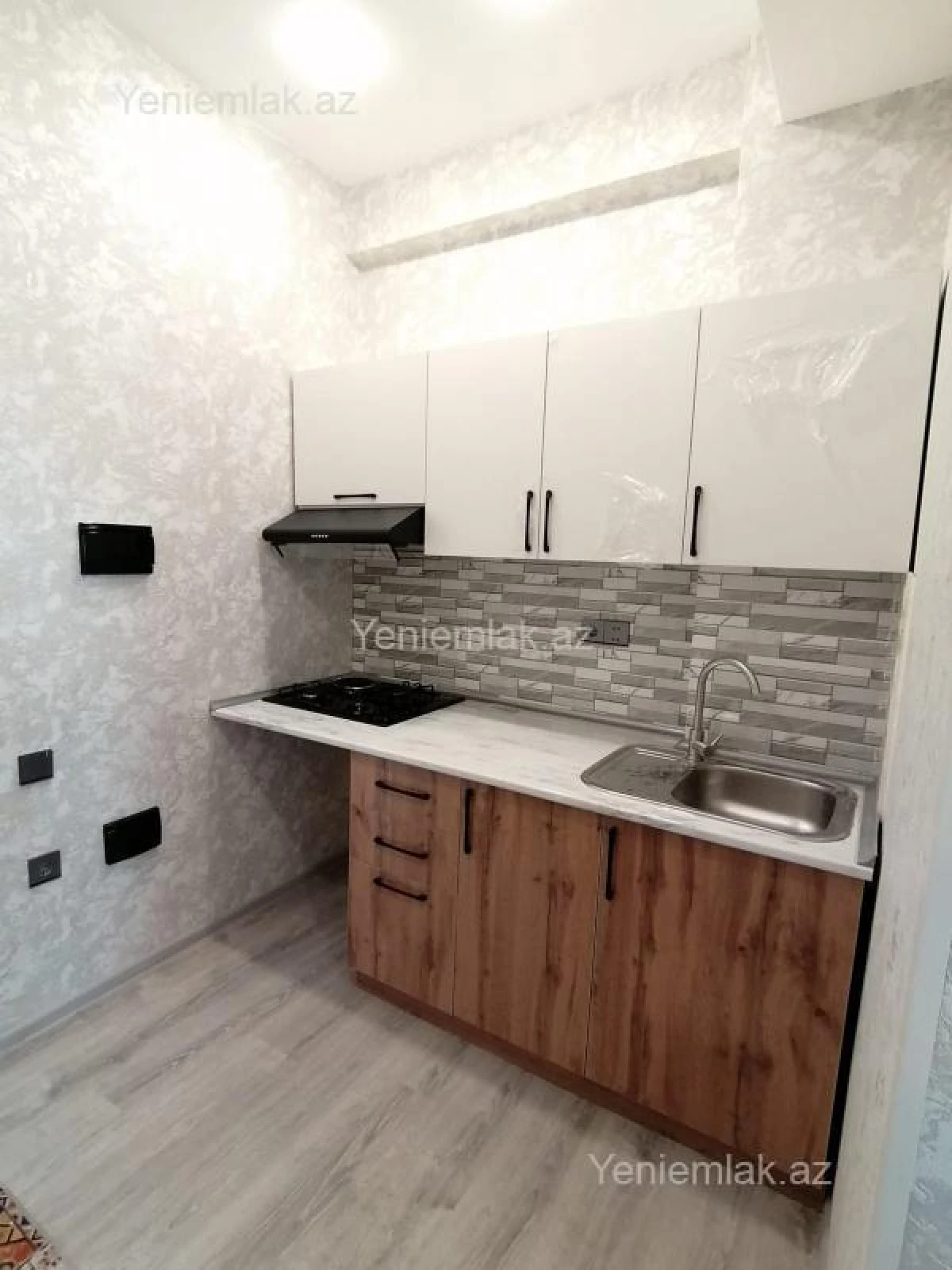 Satılır 3 otaqlı yeni tikili 60 m²