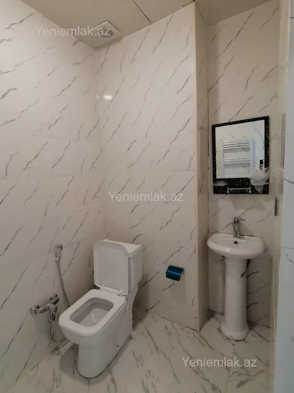 Satılır 3 otaqlı yeni tikili 60 m²
