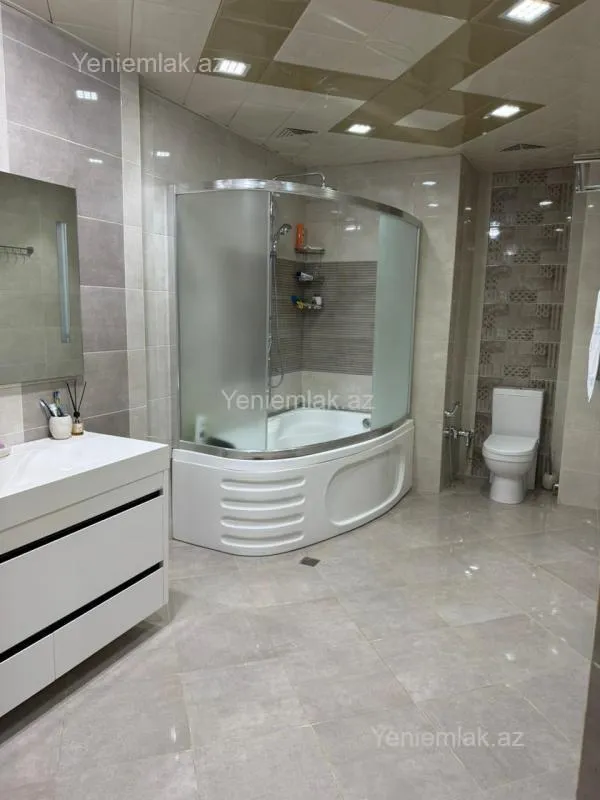 Satılır 4 otaqlı yeni tikili 209 m²