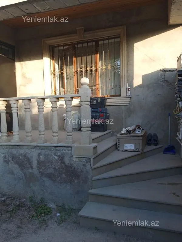 Satılır 4 otaqlı həyət evi 120 m²