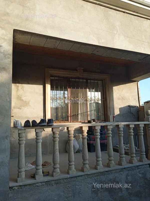 Satılır 4 otaqlı həyət evi 120 m²