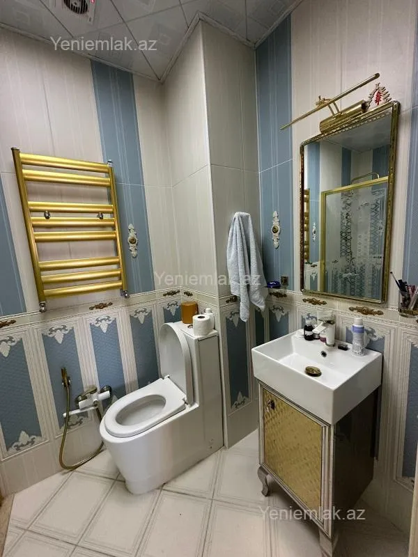 Satılır 5 otaqlı yeni tikili 250 m²
