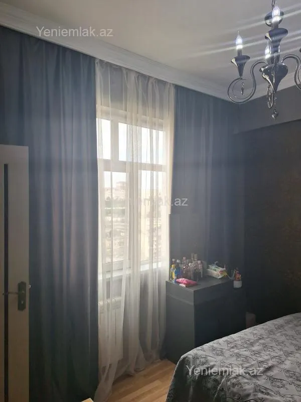 Satılır 3 otaqlı yeni tikili 76 m²