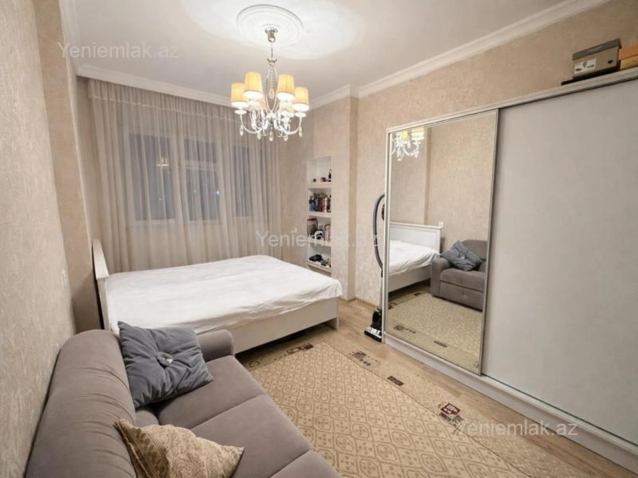 Satılır 3 otaqlı köhnə tikili 80 m²