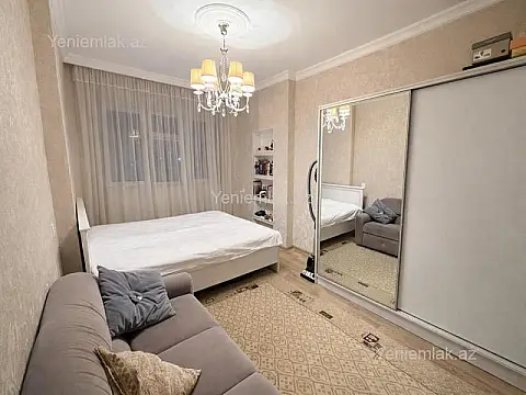 Satılır 3 otaqlı köhnə tikili 80 m²