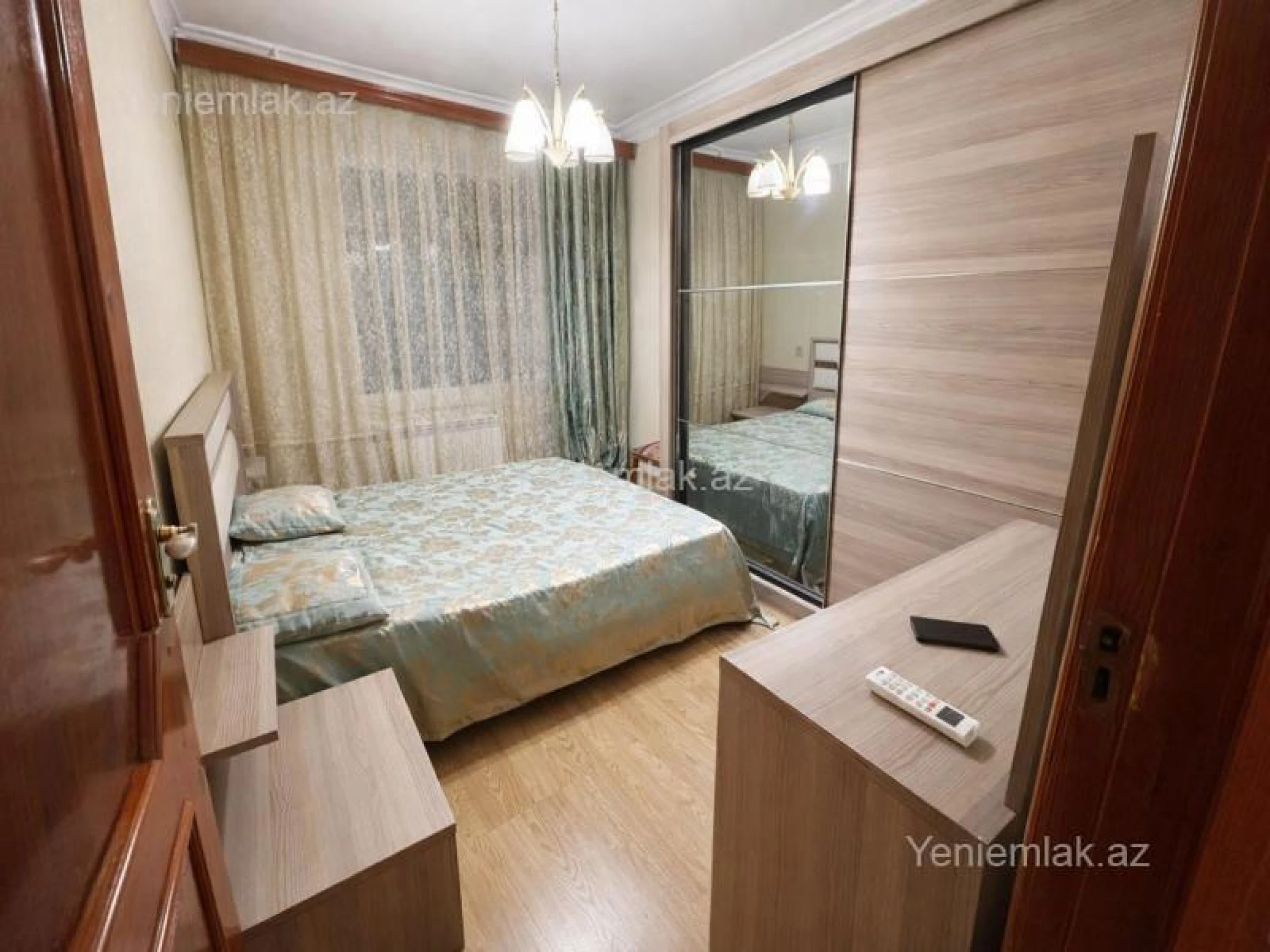 Satılır 3 otaqlı köhnə tikili 80 m²