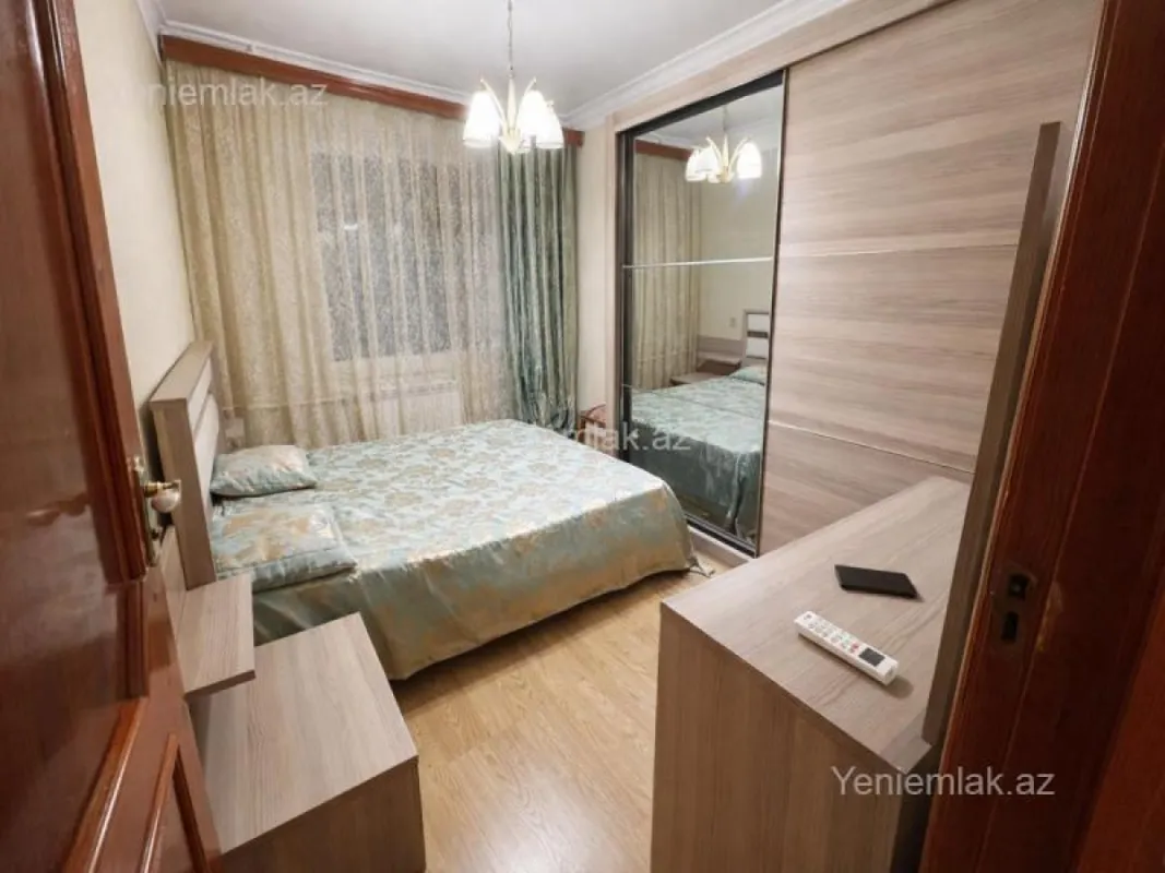 Satılır 3 otaqlı köhnə tikili 80 m²