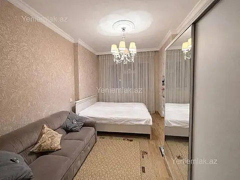 Satılır 3 otaqlı köhnə tikili 80 m²