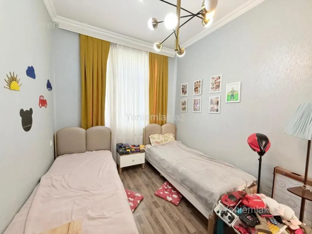 Satılır 3 otaqlı yeni tikili 85 m²