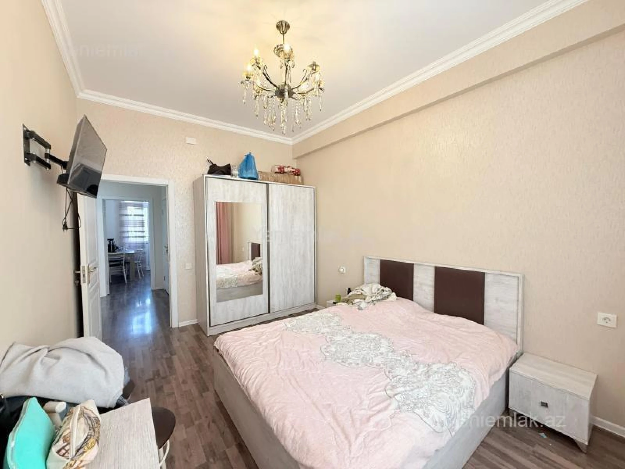 Satılır 3 otaqlı yeni tikili 85 m²