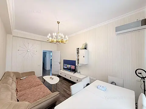 Satılır 3 otaqlı yeni tikili 85 m²