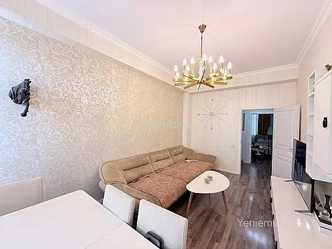 Satılır 3 otaqlı yeni tikili 85 m²