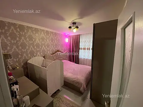 Satılır 5 otaqlı köhnə tikili 100 m²