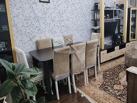 Satılır 3 otaqlı köhnə tikili 80 m²