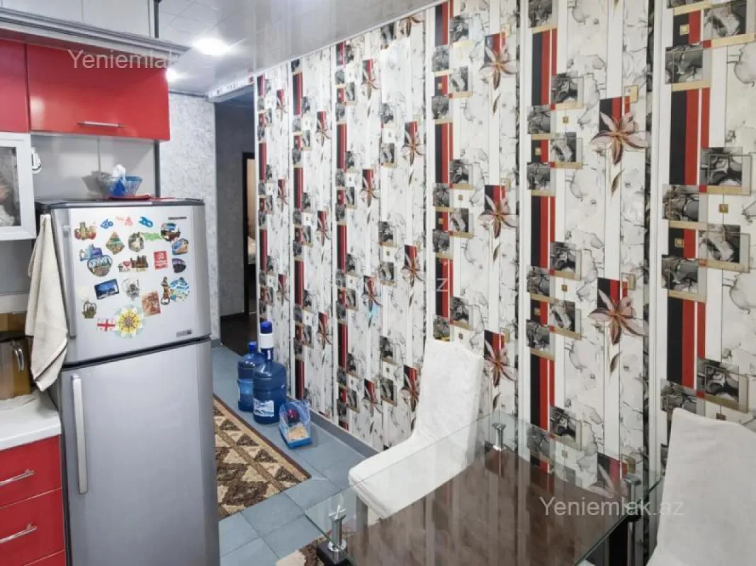 Satılır 3 otaqlı köhnə tikili 80 m²