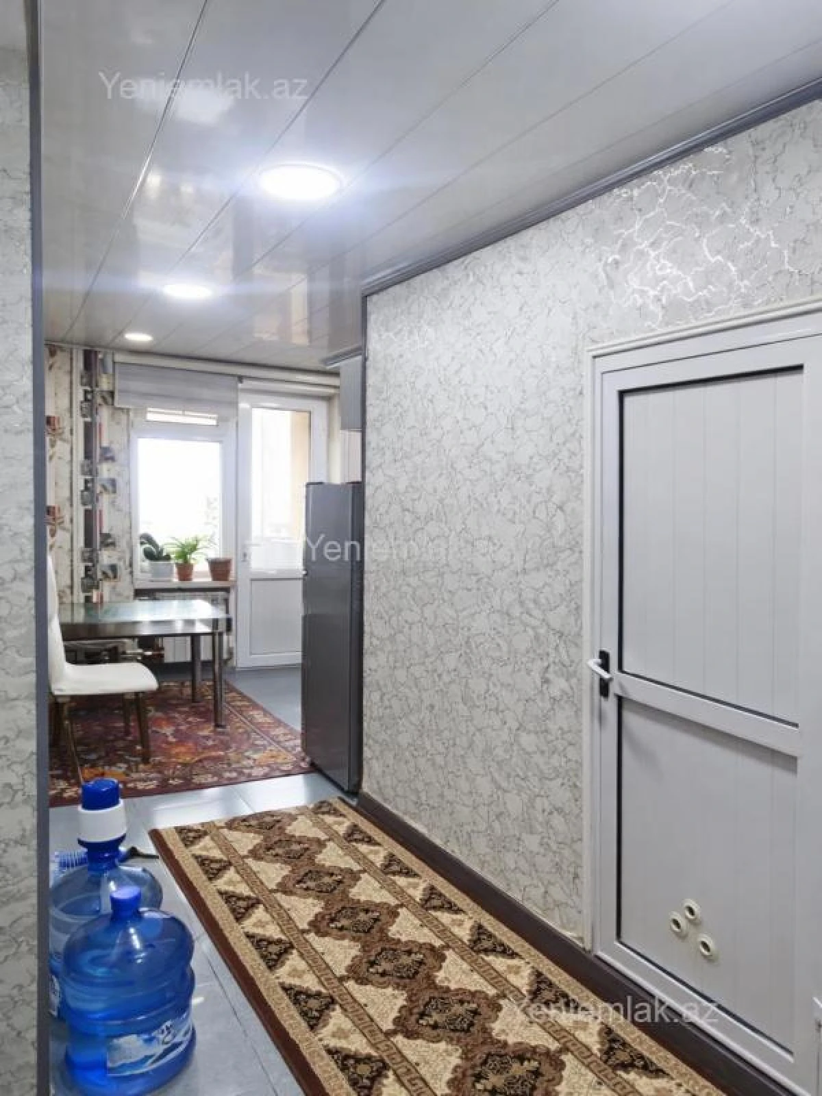 Satılır 3 otaqlı köhnə tikili 80 m²