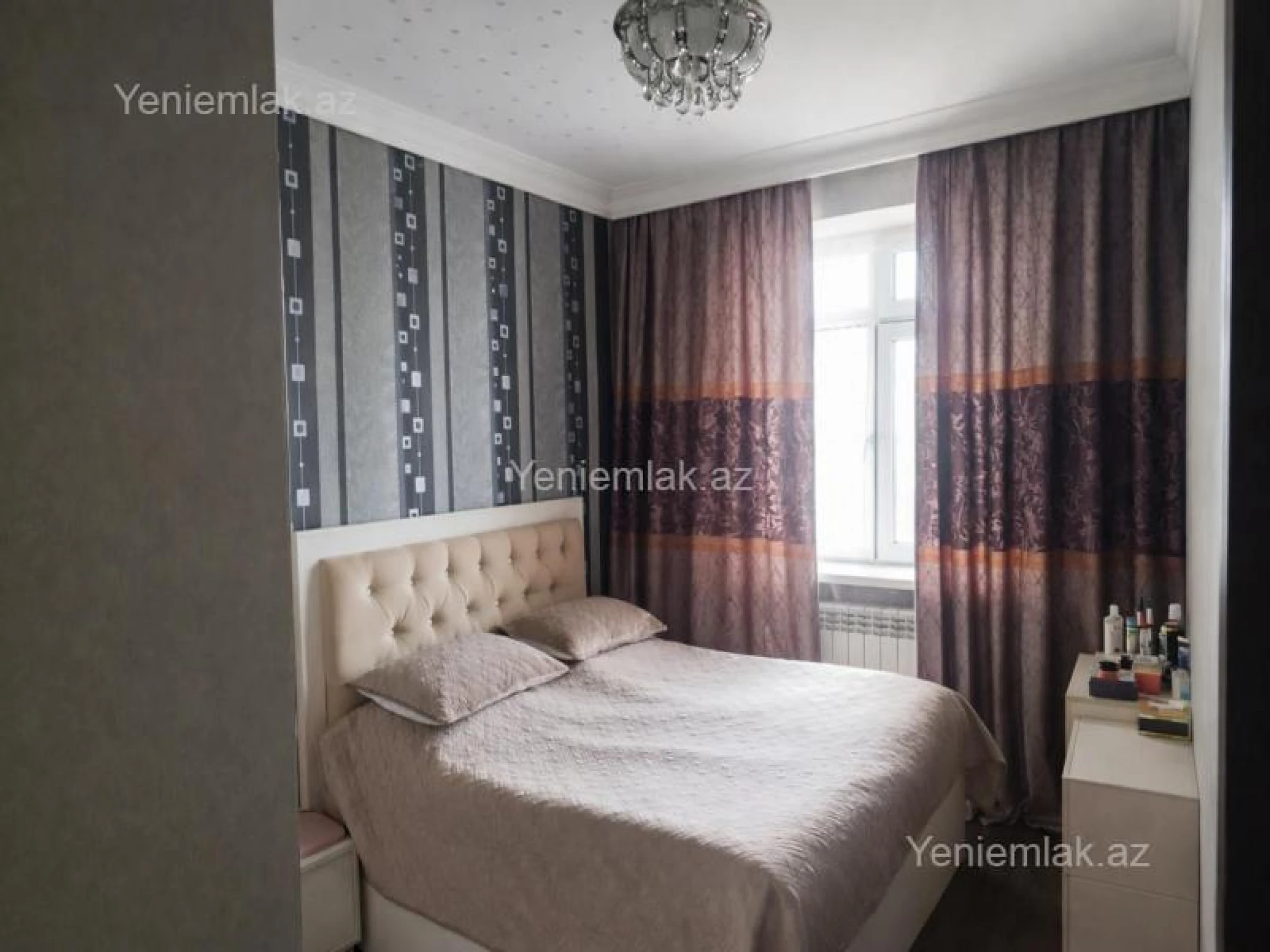 Satılır 3 otaqlı köhnə tikili 80 m²