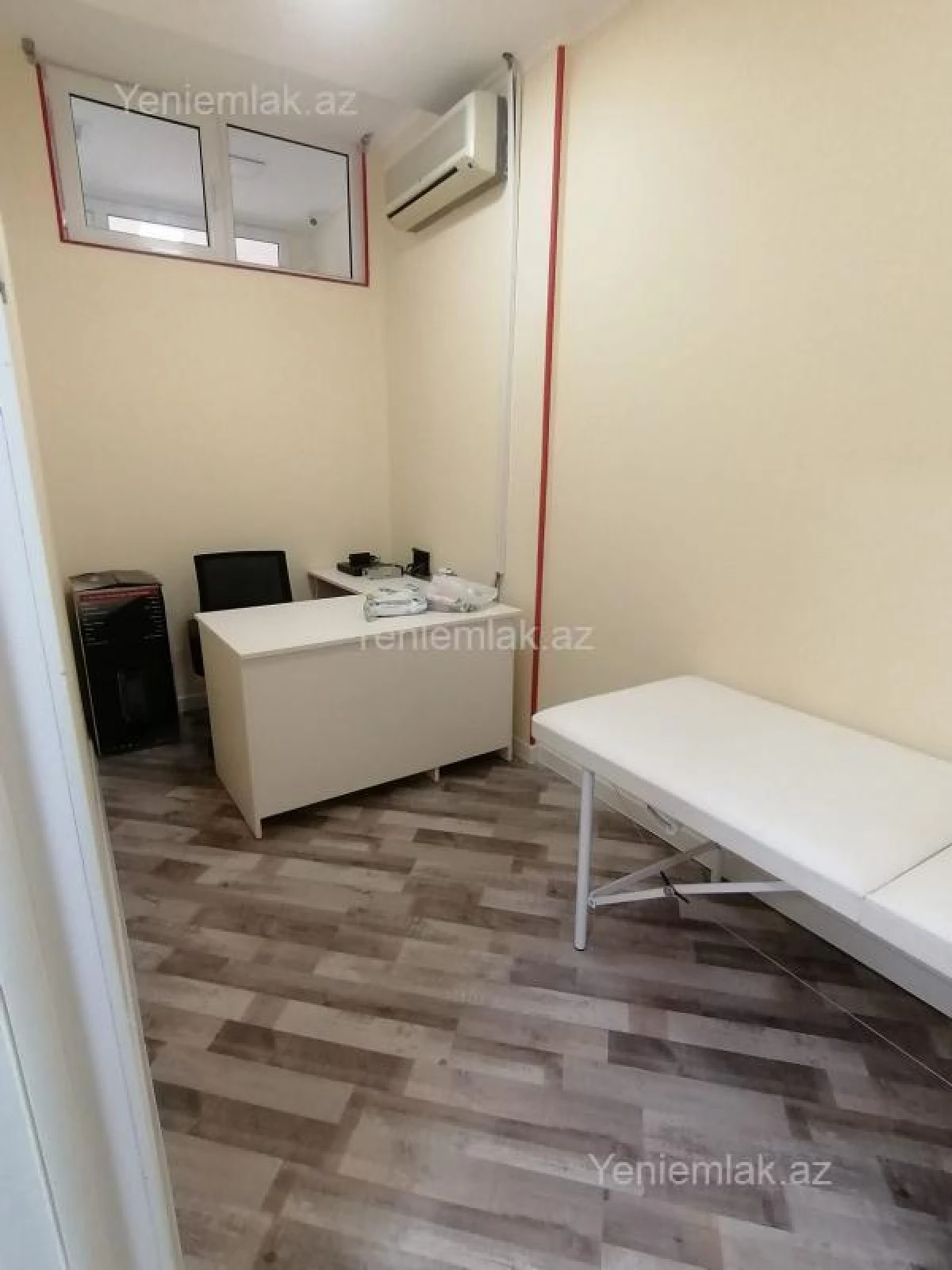Satılır 10 otaqlı obyekt 500 m²