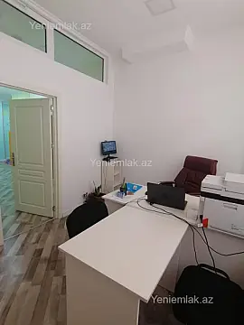 Satılır 10 otaqlı obyekt 500 m²