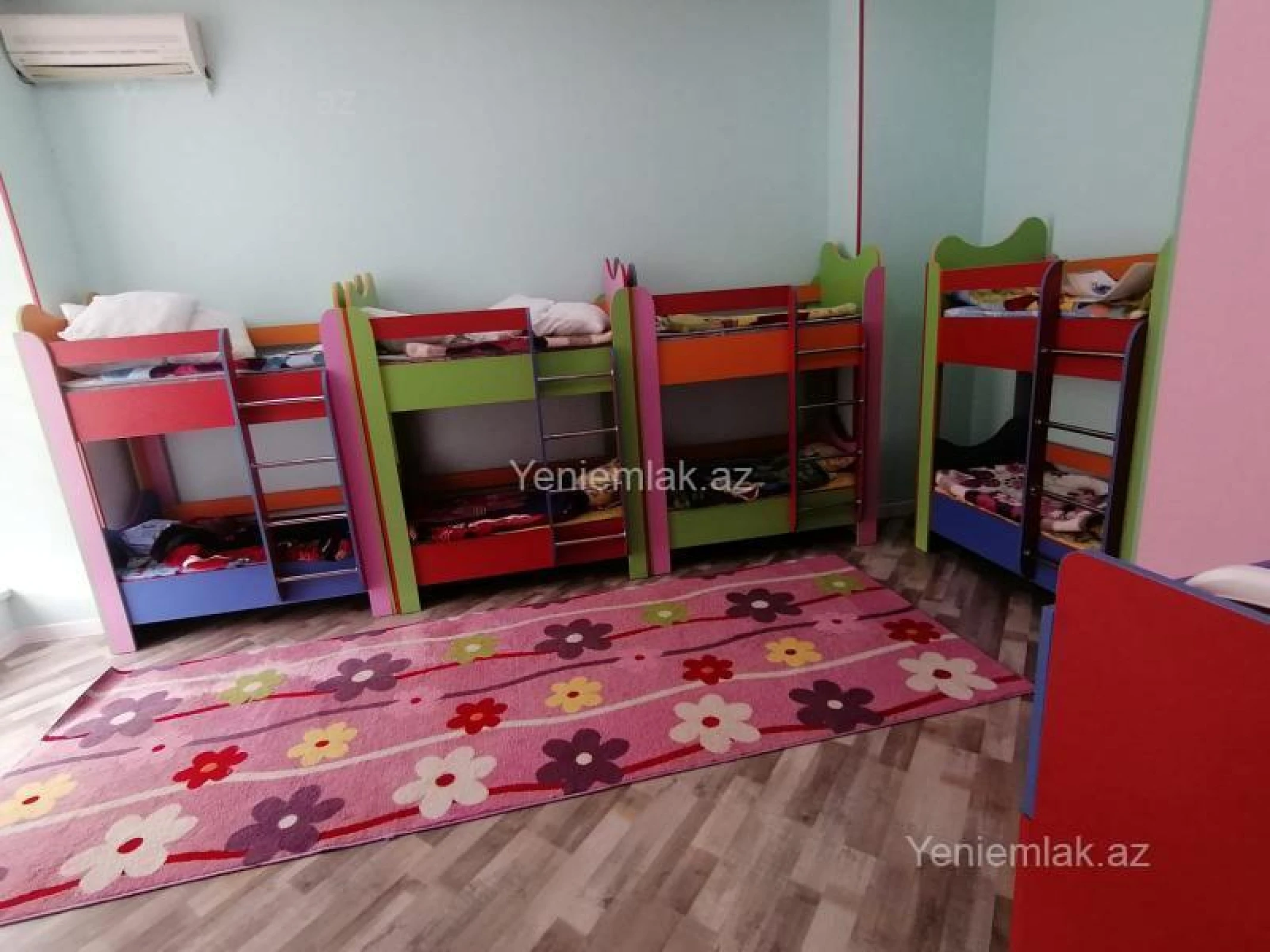 Satılır 10 otaqlı obyekt 500 m²