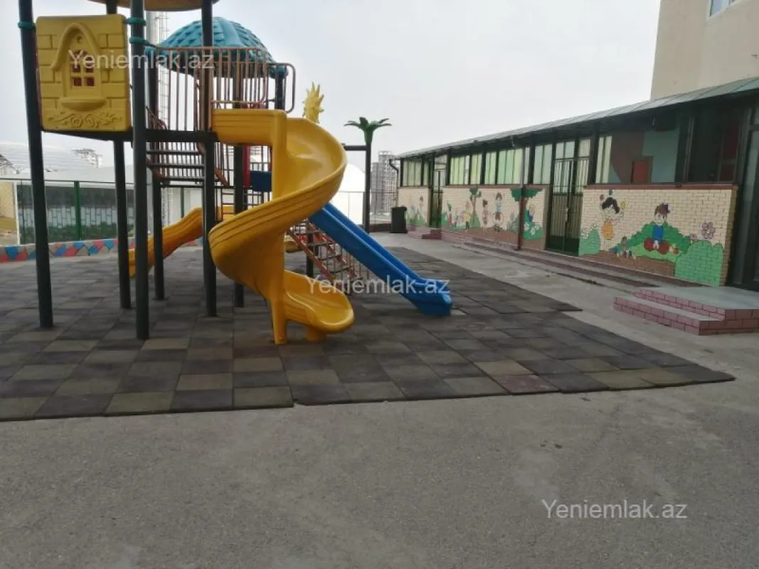 Satılır 10 otaqlı obyekt 500 m²