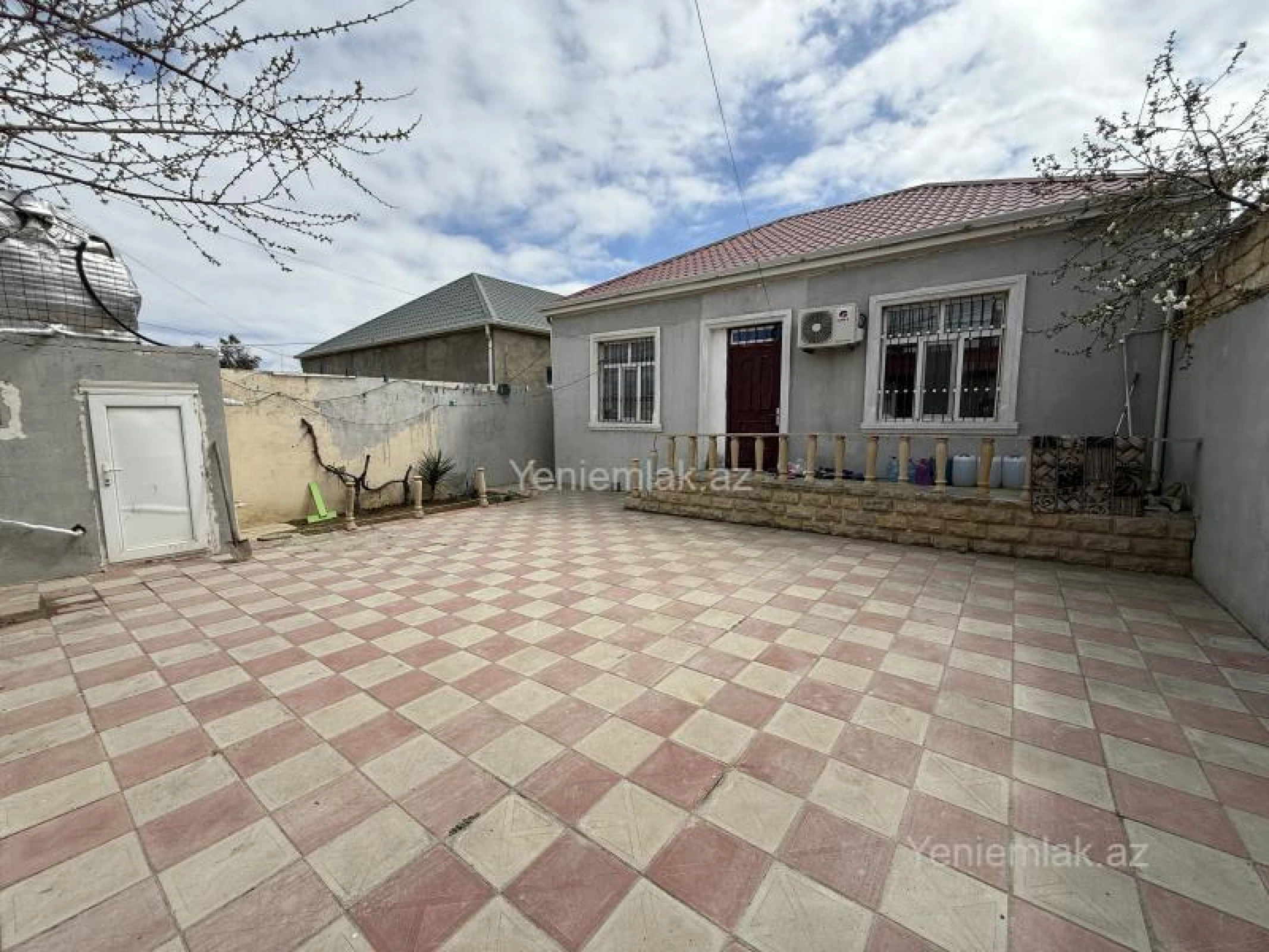Satılır 3 otaqlı həyət evi 85 m²