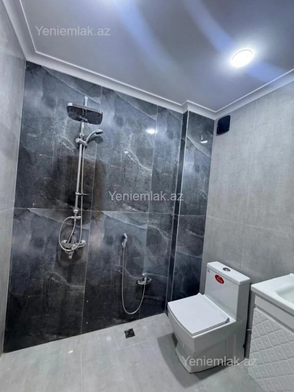Satılır 2 otaqlı yeni tikili 54 m²