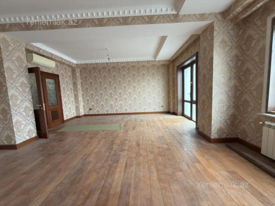 Satılır 5 otaqlı yeni tikili 195 m²