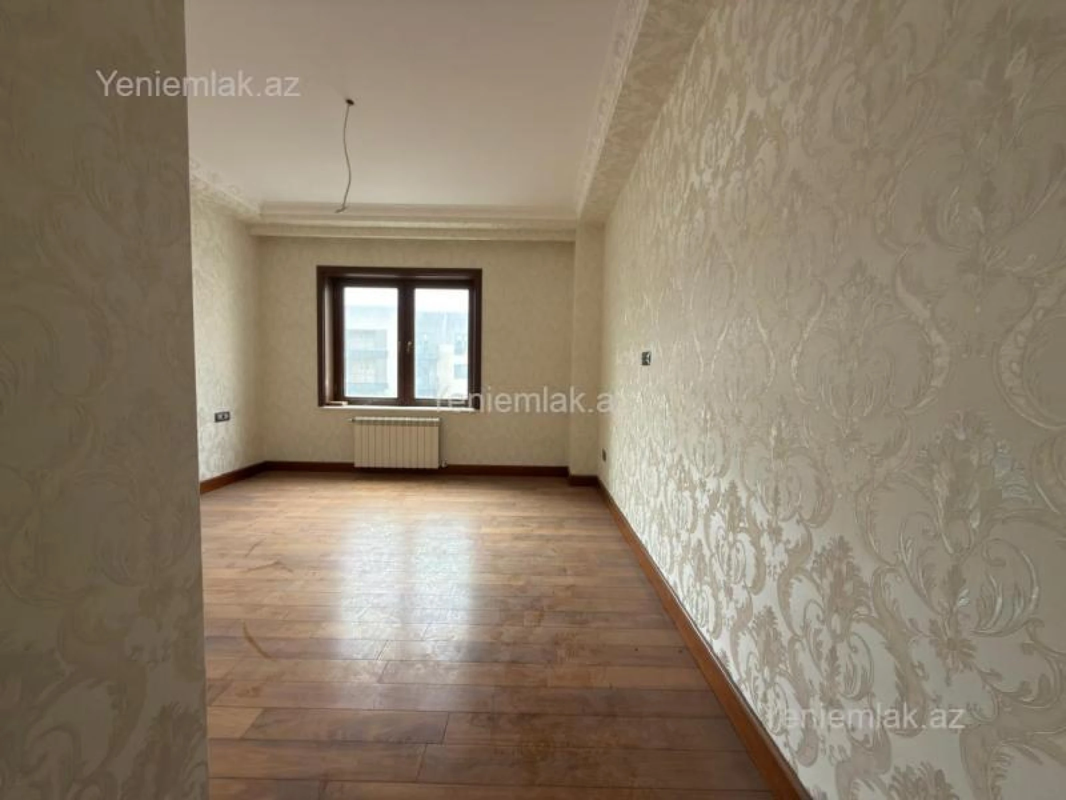 Satılır 5 otaqlı yeni tikili 195 m²