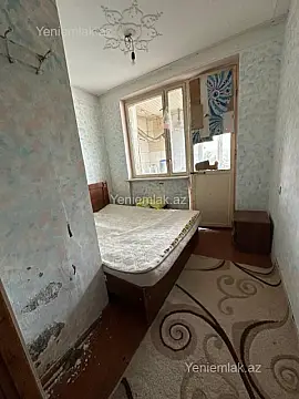 Satılır 1 otaqlı köhnə tikili 42 m²