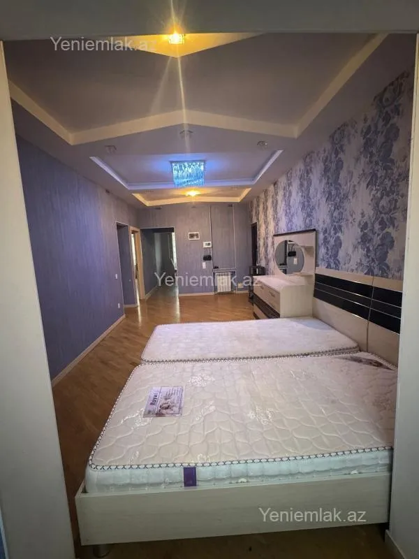 Satılır 5 otaqlı köhnə tikili 120 m²