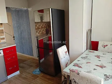 Satılır 5 otaqlı köhnə tikili 120 m²