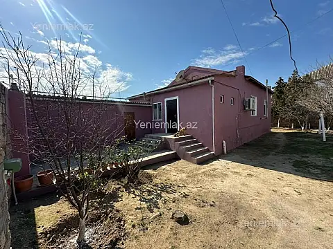 Satılır 3 otaqlı həyət evi 100 m²