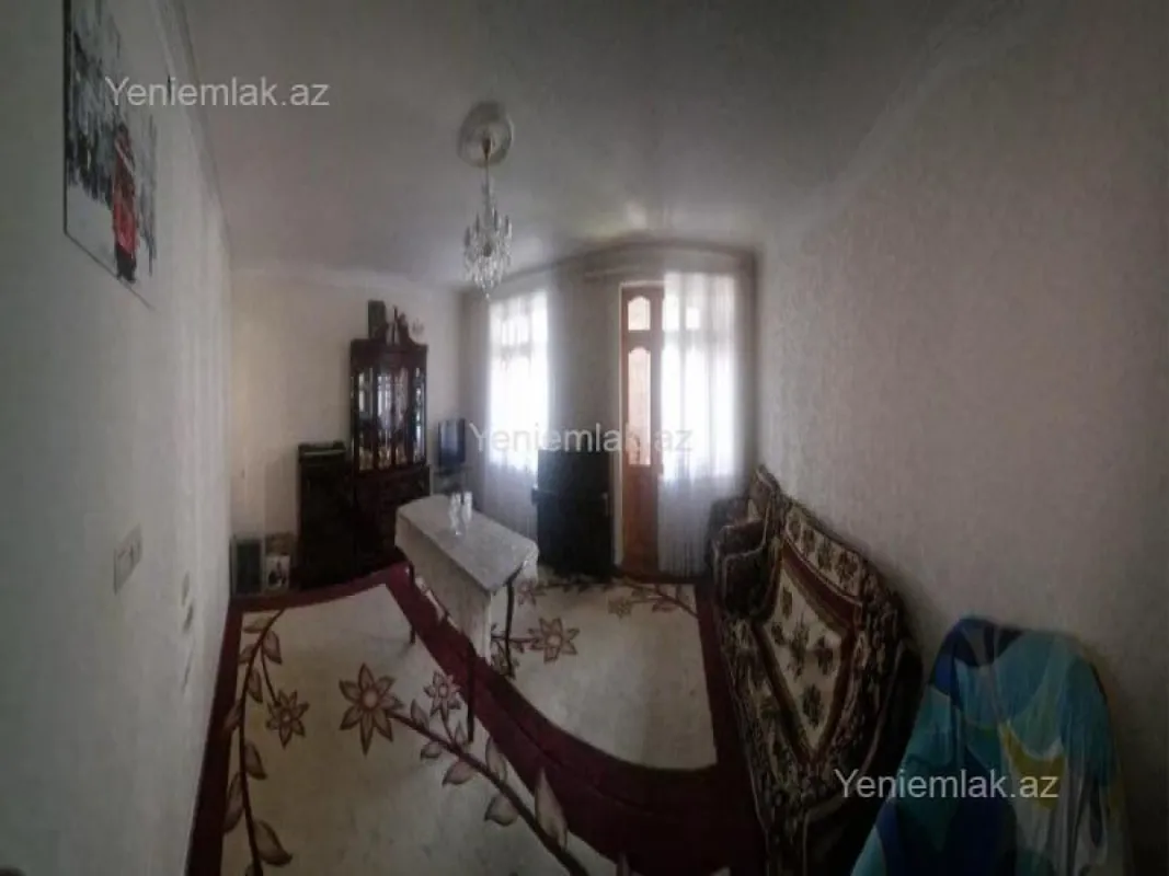 Satılır 5 otaqlı köhnə tikili 120 m²