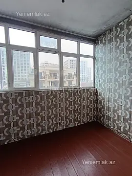 Satılır 2 otaqlı köhnə tikili 62 m²