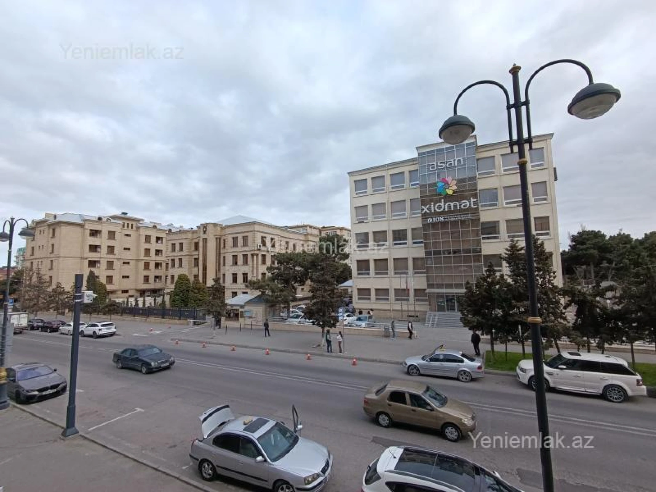 Satılır 2 otaqlı köhnə tikili 62 m²