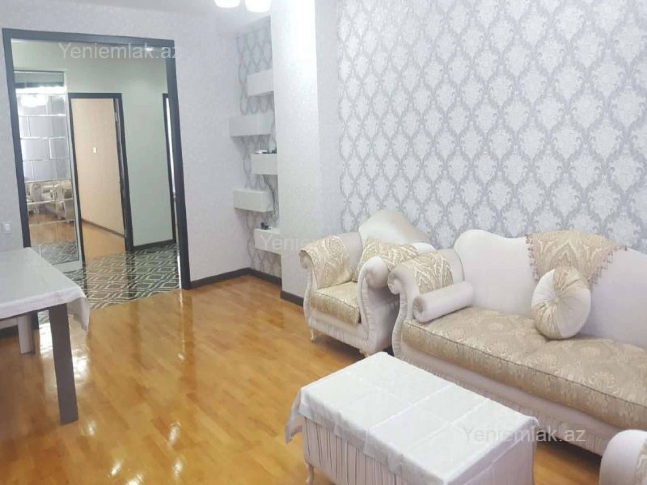 Satılır 3 otaqlı yeni tikili 136 m²