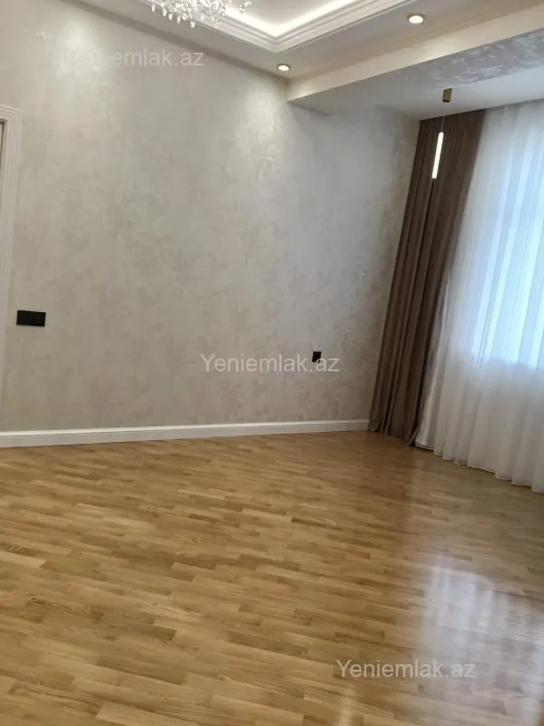 Satılır 3 otaqlı yeni tikili 110 m²