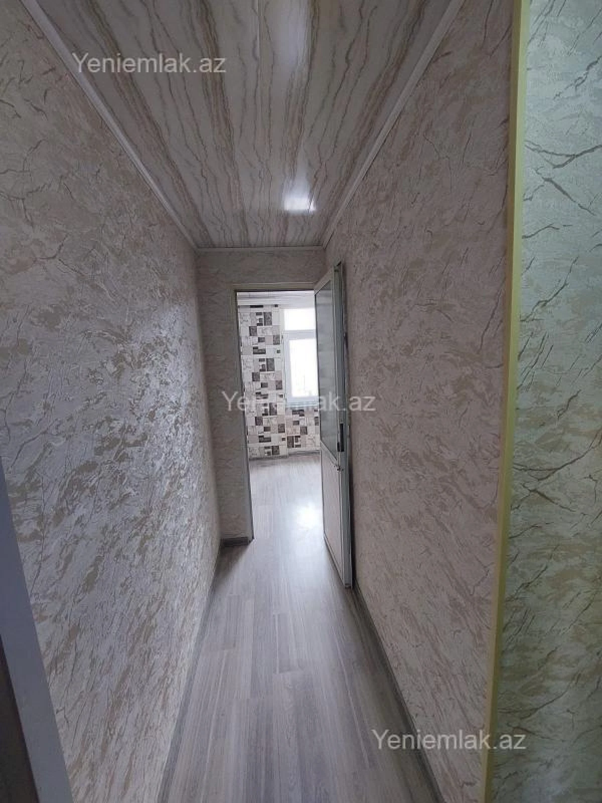 Satılır 2 otaqlı köhnə tikili 48 m²