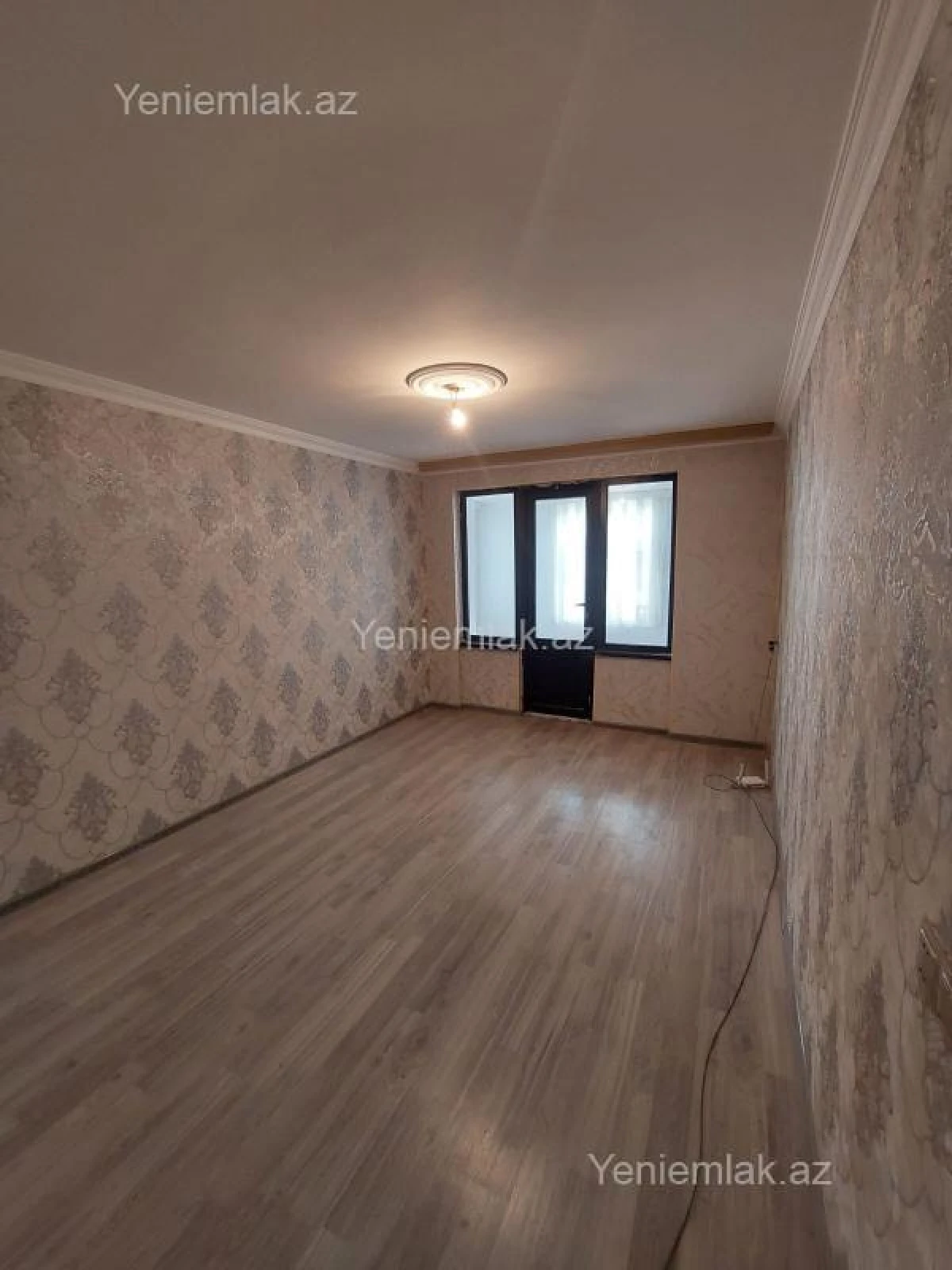 Satılır 2 otaqlı köhnə tikili 48 m²