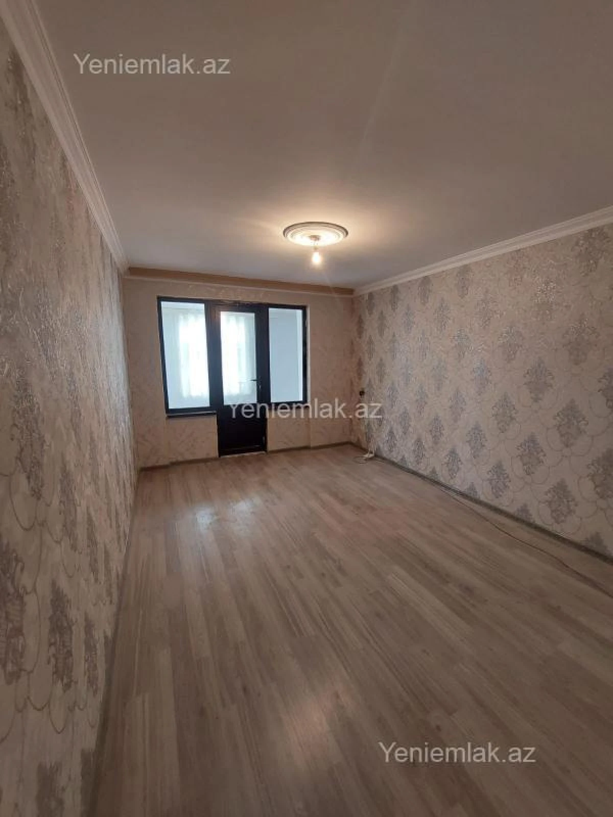 Satılır 2 otaqlı köhnə tikili 48 m²